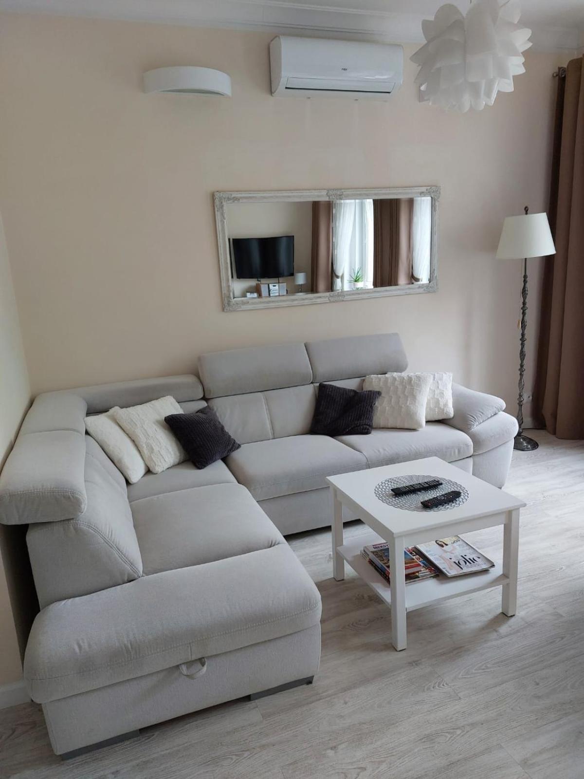 Come&Stay Zielona Gora Buitenkant foto
