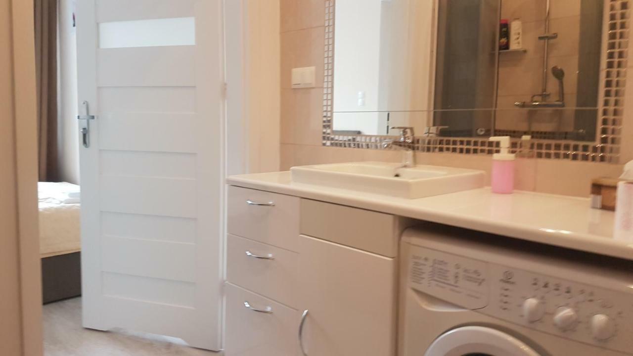 Come&Stay Zielona Gora Buitenkant foto
