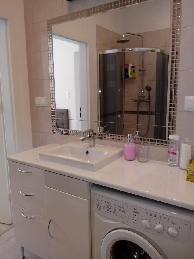 Come&Stay Zielona Gora Buitenkant foto
